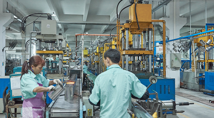 五金車間生産線